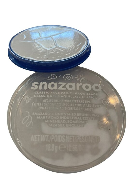 Snazaroo Other - Snazaroo Classic White Face Paint 18.8g Prof-Grade Parties Costumes SEALED NEW